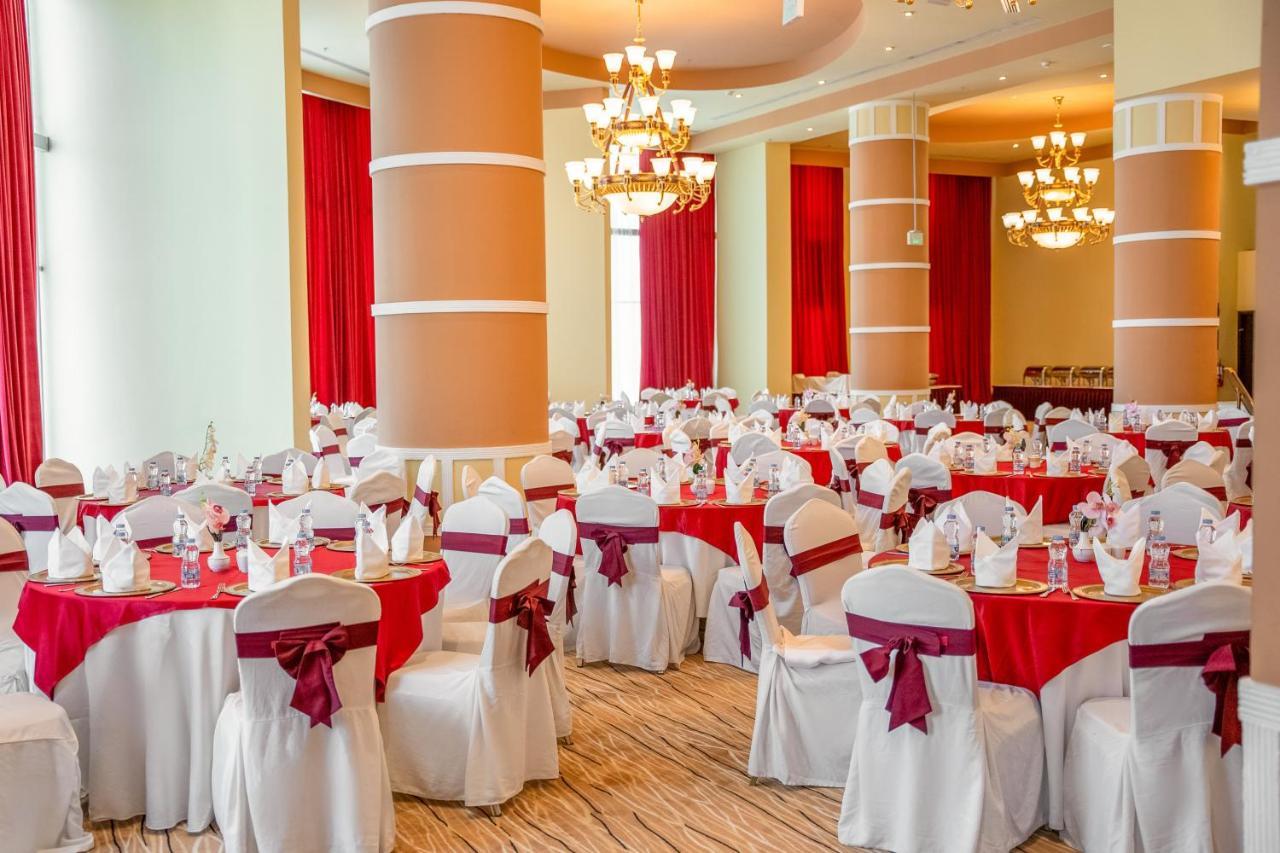 Plaza Inn Доха Экстерьер фото